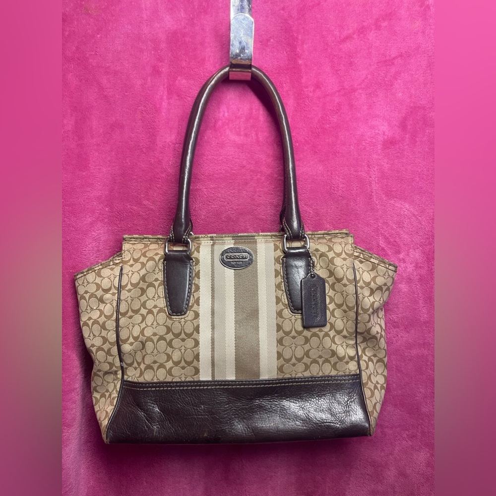 Coach HangBag